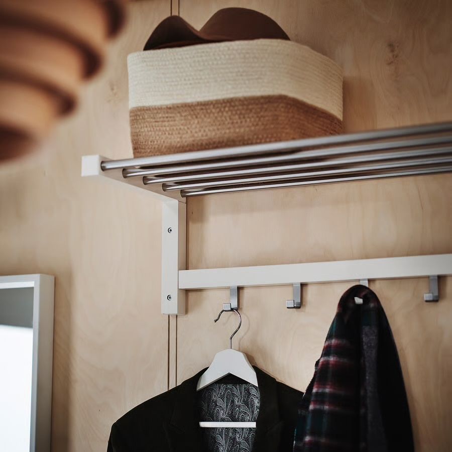 Ikea Porte manteau: 2 Wandgarderobe Ikea TJUSIG – D'occasion à Uster par eli_fnh2 2