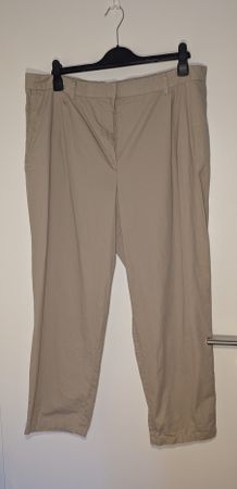 Hose Monki beige Groesse 50 guter Zustand