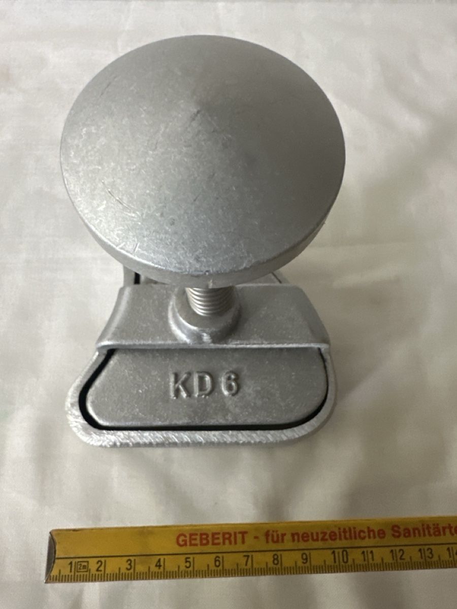 Küchengeräte: Steak-Presse KD6 Metall gebraucht – Gebraucht aus Zürich von Chaeffeler 7