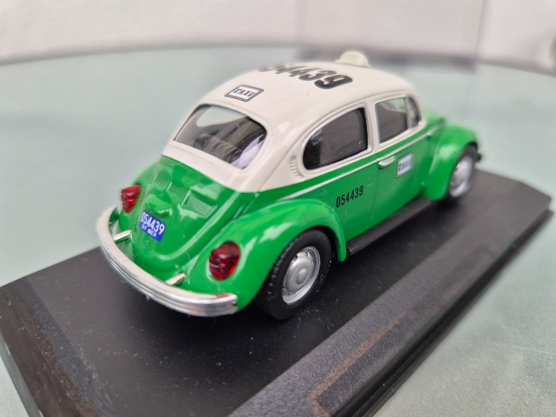 Volkswagen Modellini d'auto: VW Käfer Taxi Mexico. 1:43. – Usato da Oberbuchsiten venduto da laffite54 6