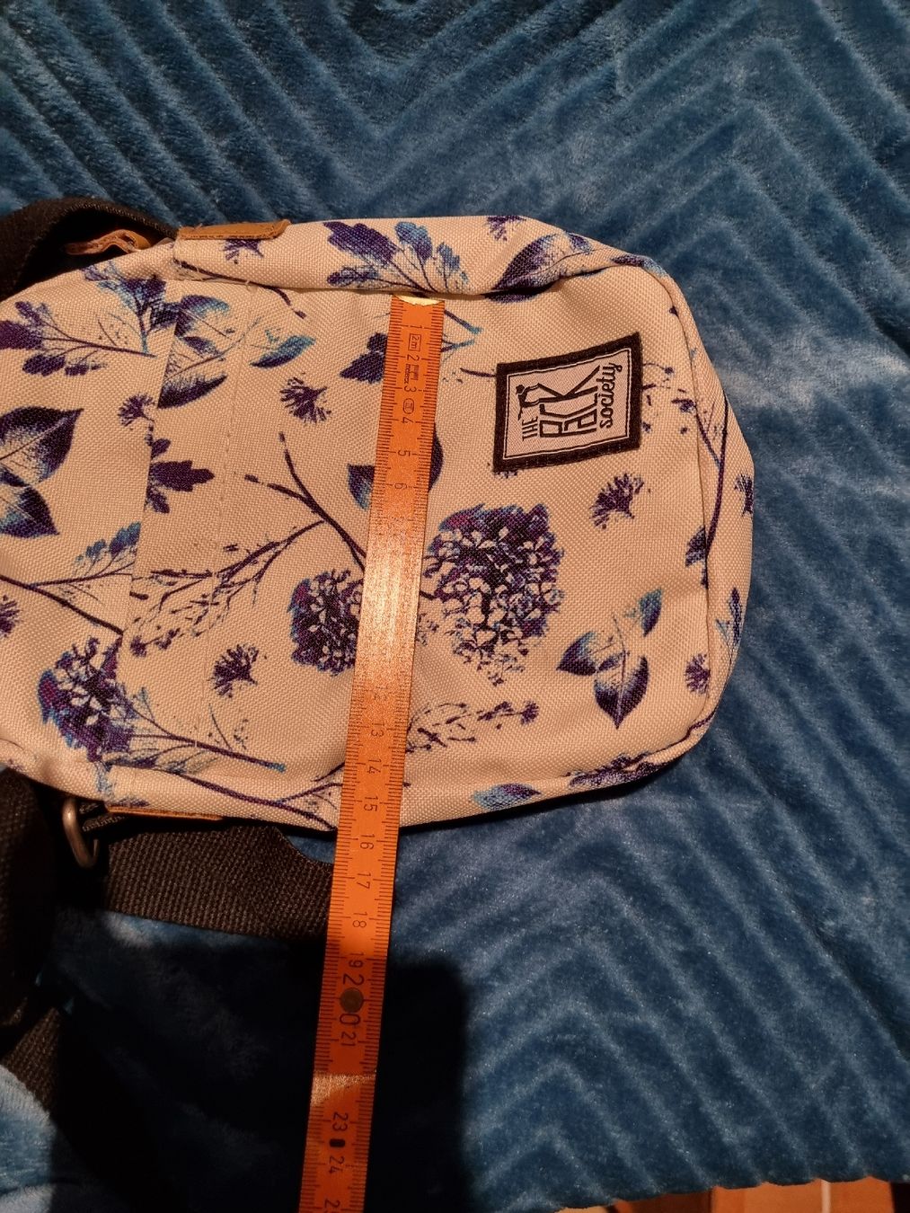 Borse da donna: Umhaengetasche The Pack Society Blumenmuster  – Nuovo (secondo la descrizione) da Aesch BL venduto da mutti04 3