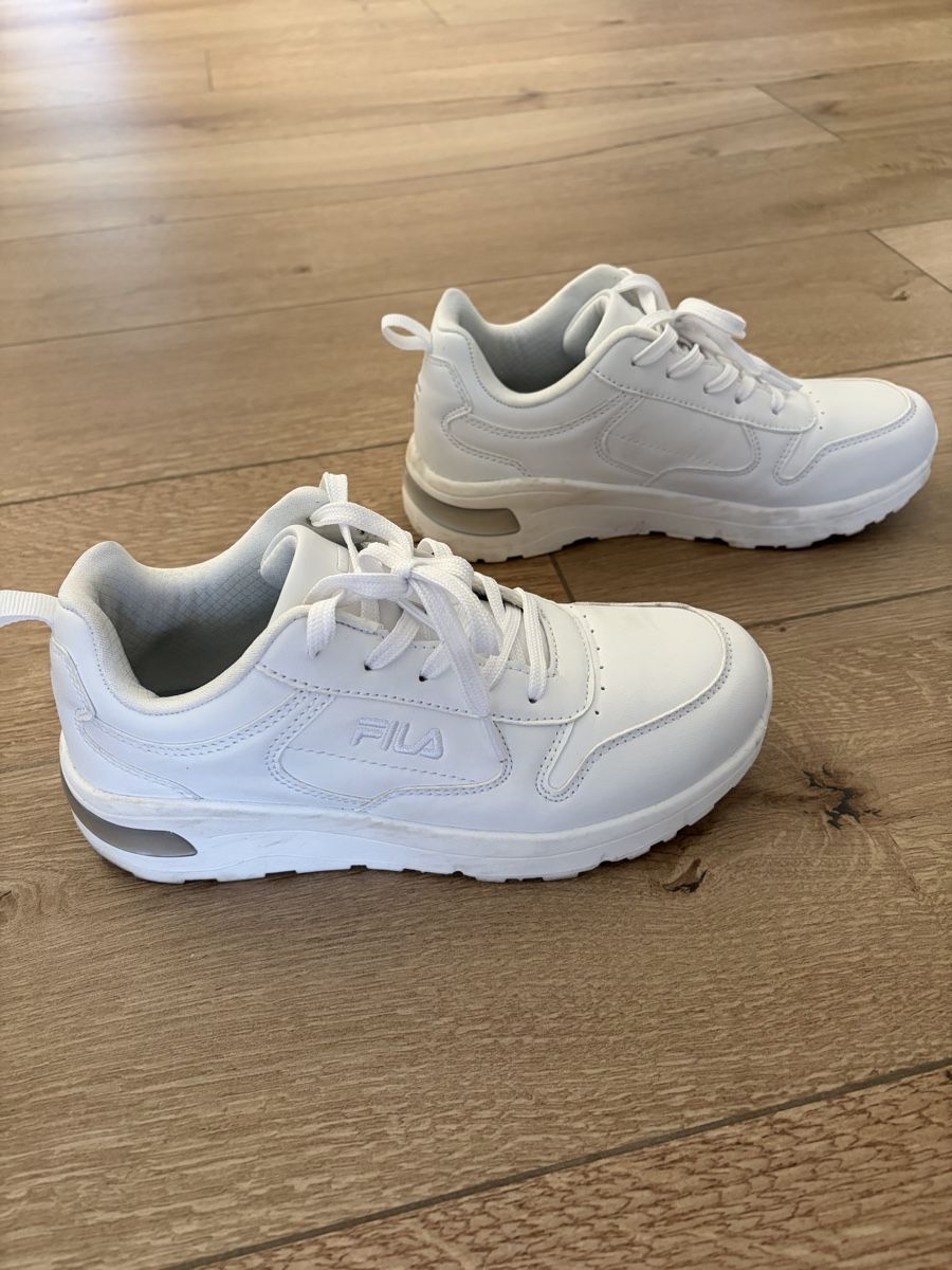 Fila Damenschuhe: Fila Sneaker 38  – Gebraucht aus Laupen ZH von Elti2017