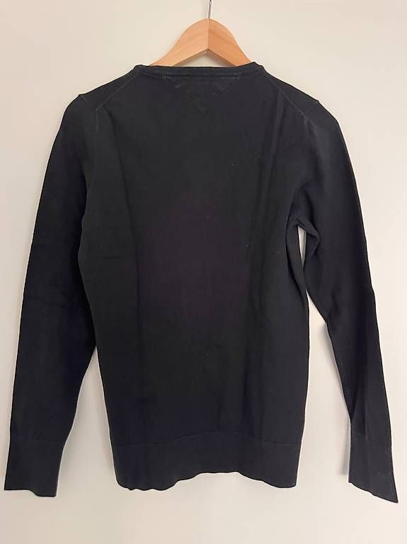 Tommy Hilfiger Pulls & Sweat-shirts: Tommy Hilfiger Pullover, Gr. M, schwarz – D'occasion à Herrliberg par Kat_s2dn 1