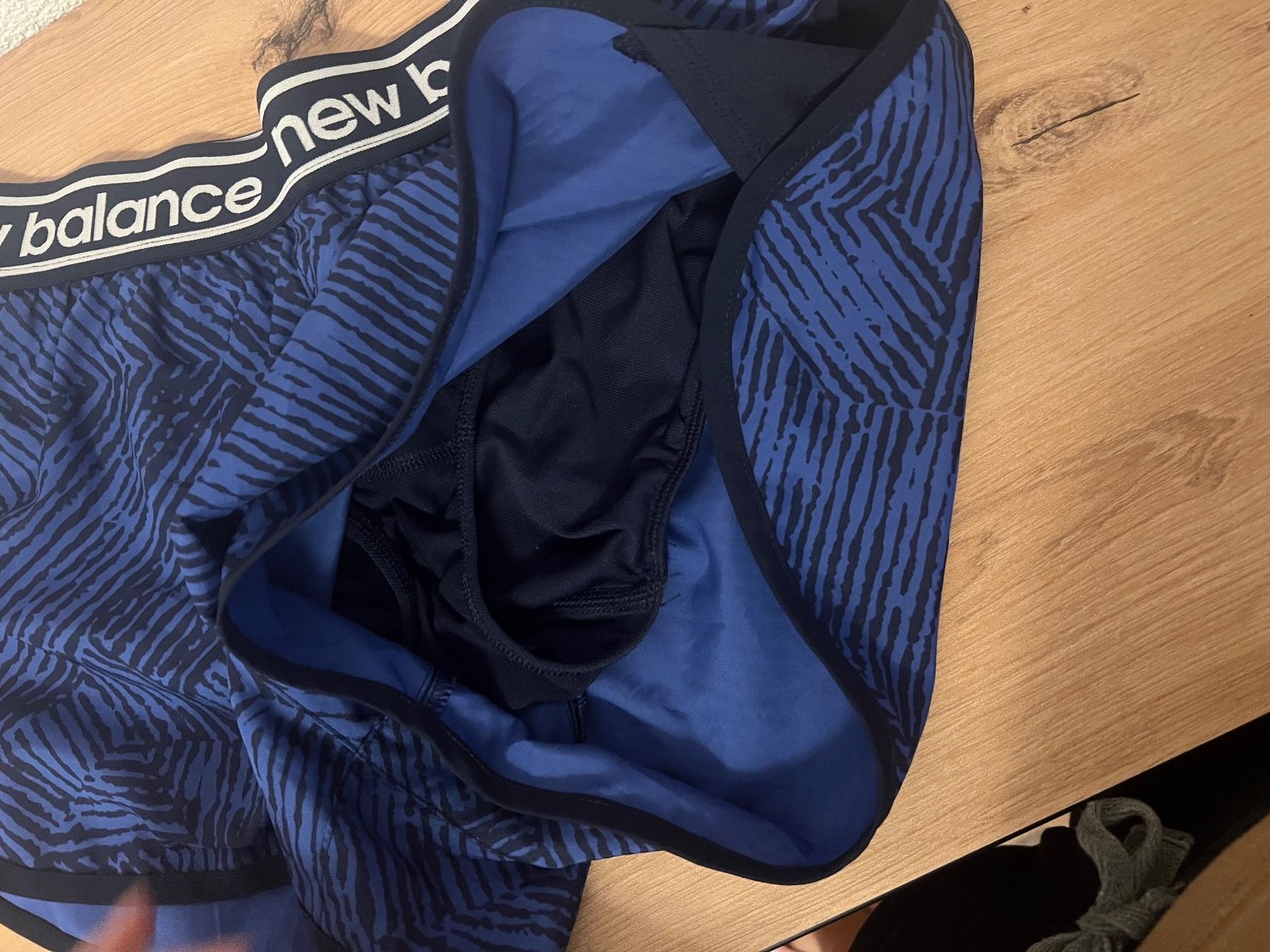 New Balance Pantaloni: New Balance shorts Gr. S – Nuovo (secondo la descrizione) da Rapperswil SG venduto da zani_st 1