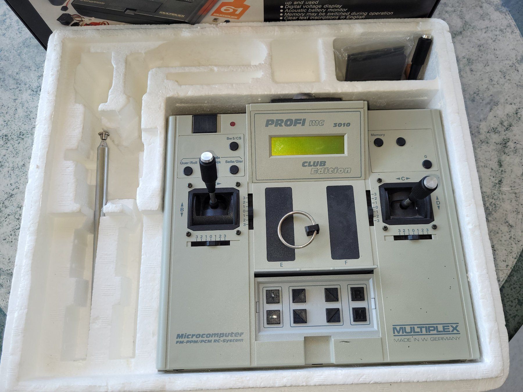 Multiplex RC Modellbau: Multiplex Fernsteuerungsset, 40 Mhz. – Defekt aus Winterthur von testi67 2