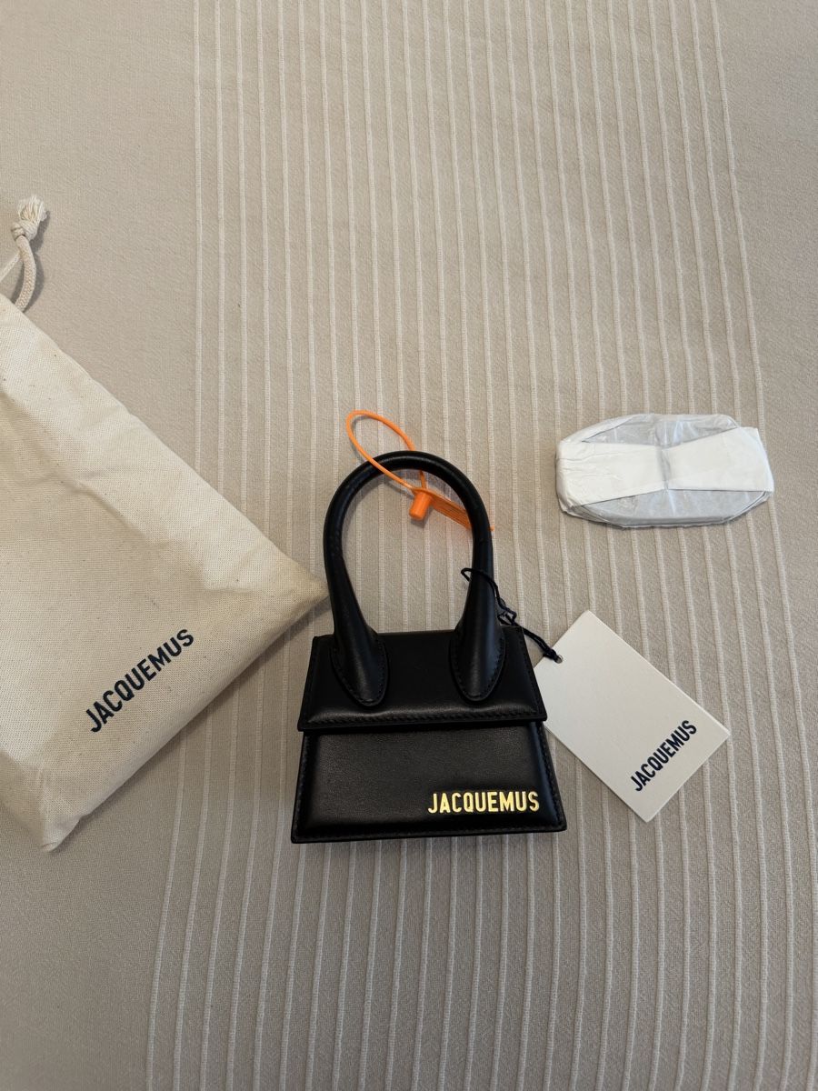 Sacs femmes: Sac jacquemus chiquito mini – Neuf avec emballage d'origine à Bulle par DressingAns