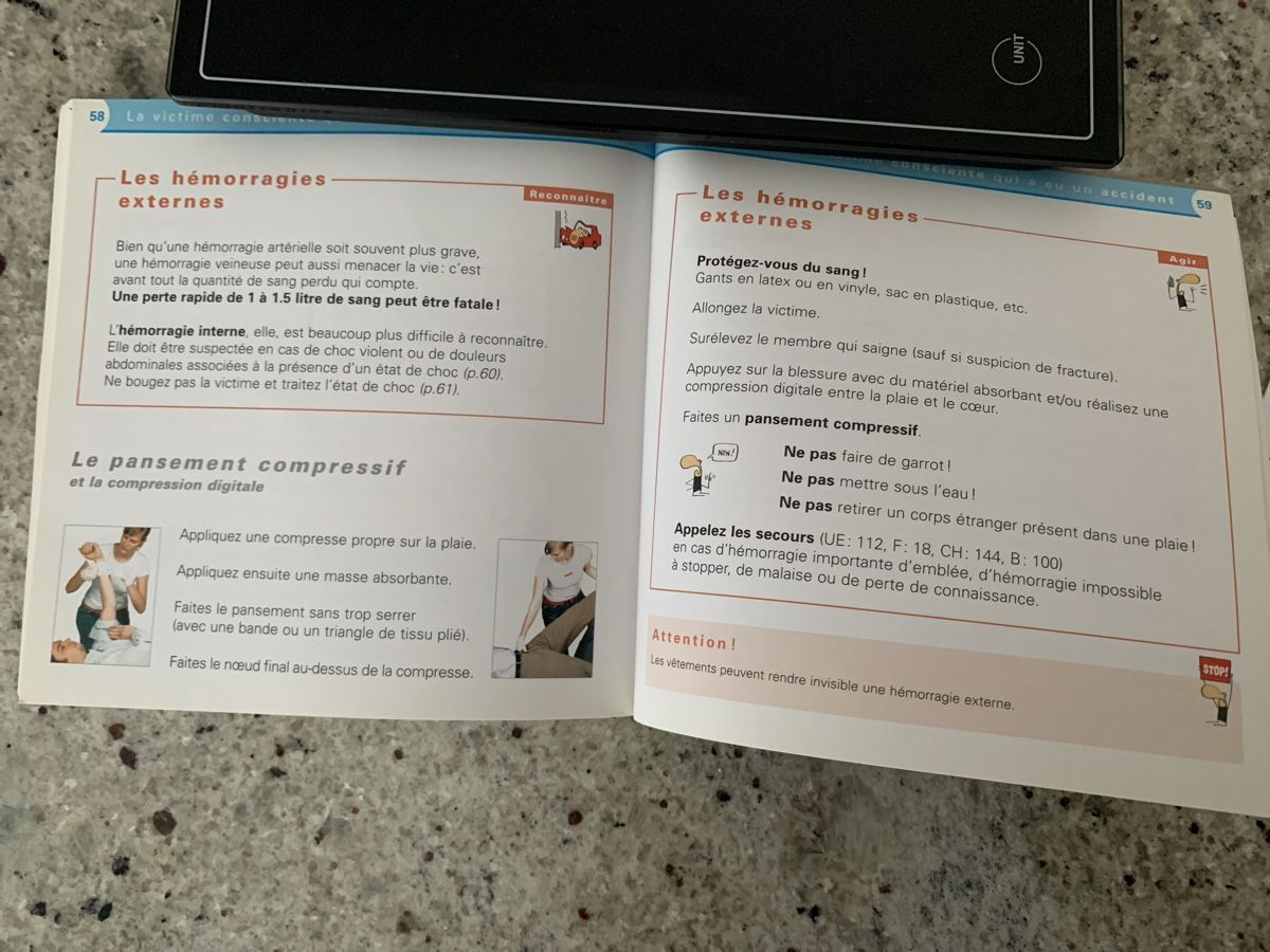 Libri: First Aid Guide "Premiers Secours" - French – Usato da Genève venduto da sunsustains 7