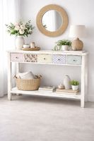 Charmante Konsole im Vintage-Design mit modernen Akzenten