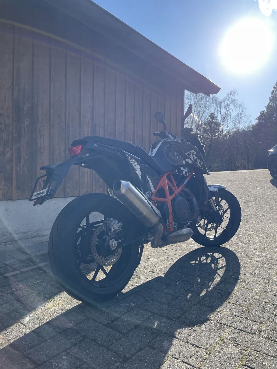KTM Strada: KTM 690 Duke ABS 2015 – Usato da Wohlenschwil venduto da sina46 3