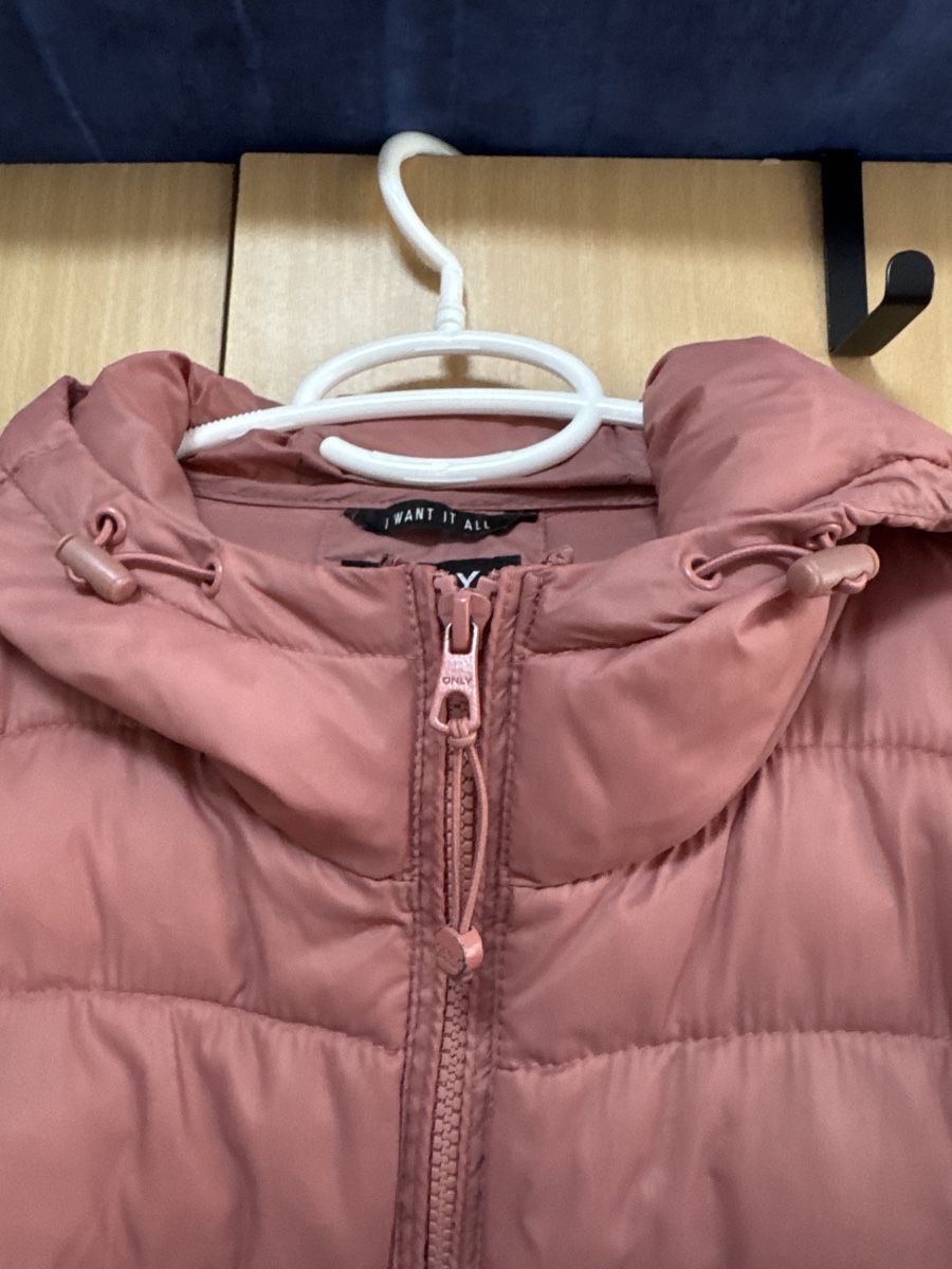 Only Giacche: ONLY Steppjacke, Gr. M, rosa, Übergangsjacke – Nuovo (secondo la descrizione) da Thun venduto da Vans_98 5