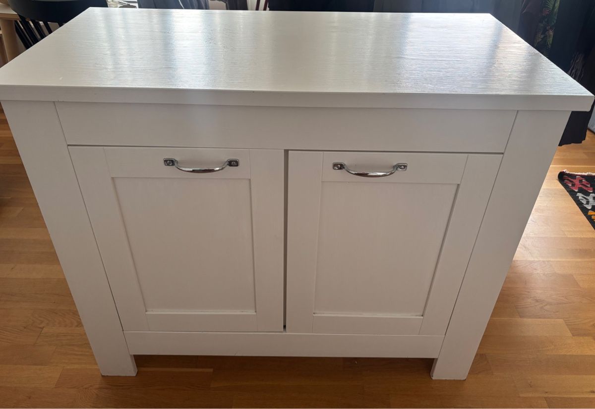 Armadi: Cabinet 110x50x90 cm – Usato da Zürich venduto da bol_q8tk