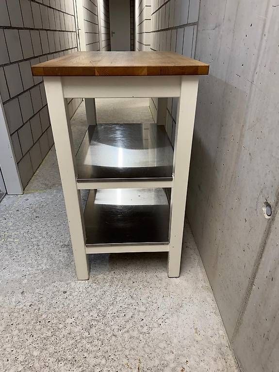 Tables: Serviertisch  – D'occasion à Basel par Frani010 2