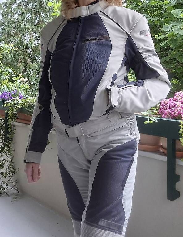 Completi & Tailleur: Motorrad Kombi M 48 probiker – Usato da Arlesheim venduto da Mamamarie 3