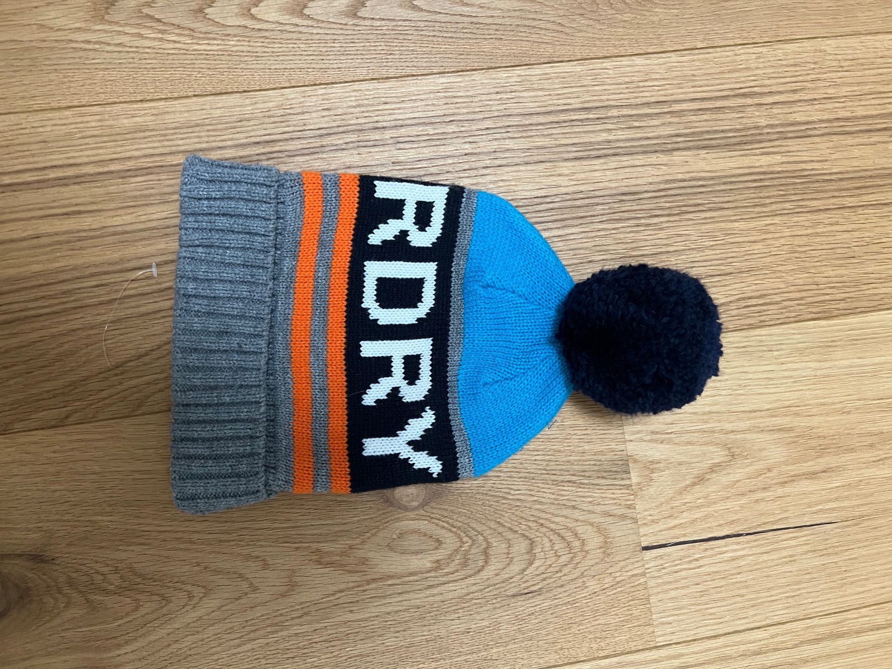 Accessori per capelli: Superdry Mütze – Usato da Luzern venduto da sydney01. 2