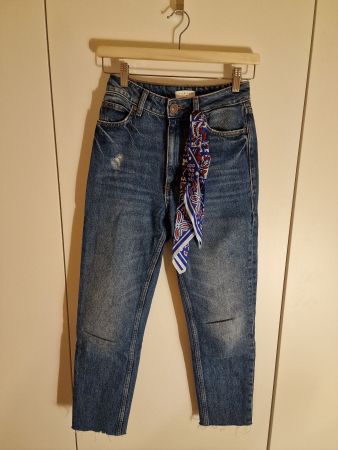 Sandro Paris Jeans Blau mit Bandana-Detail – Cropped
