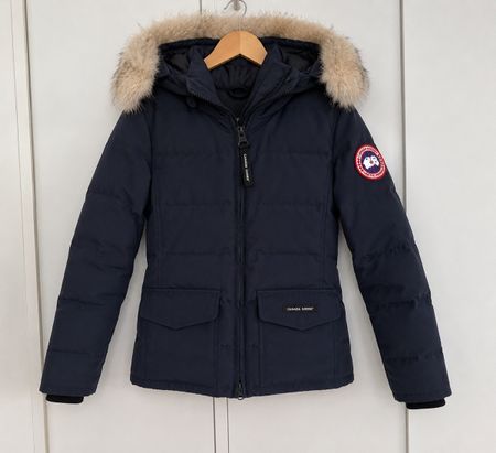 Canada Goose Damen Grösse xs dunkelblau sehr guter Zustand