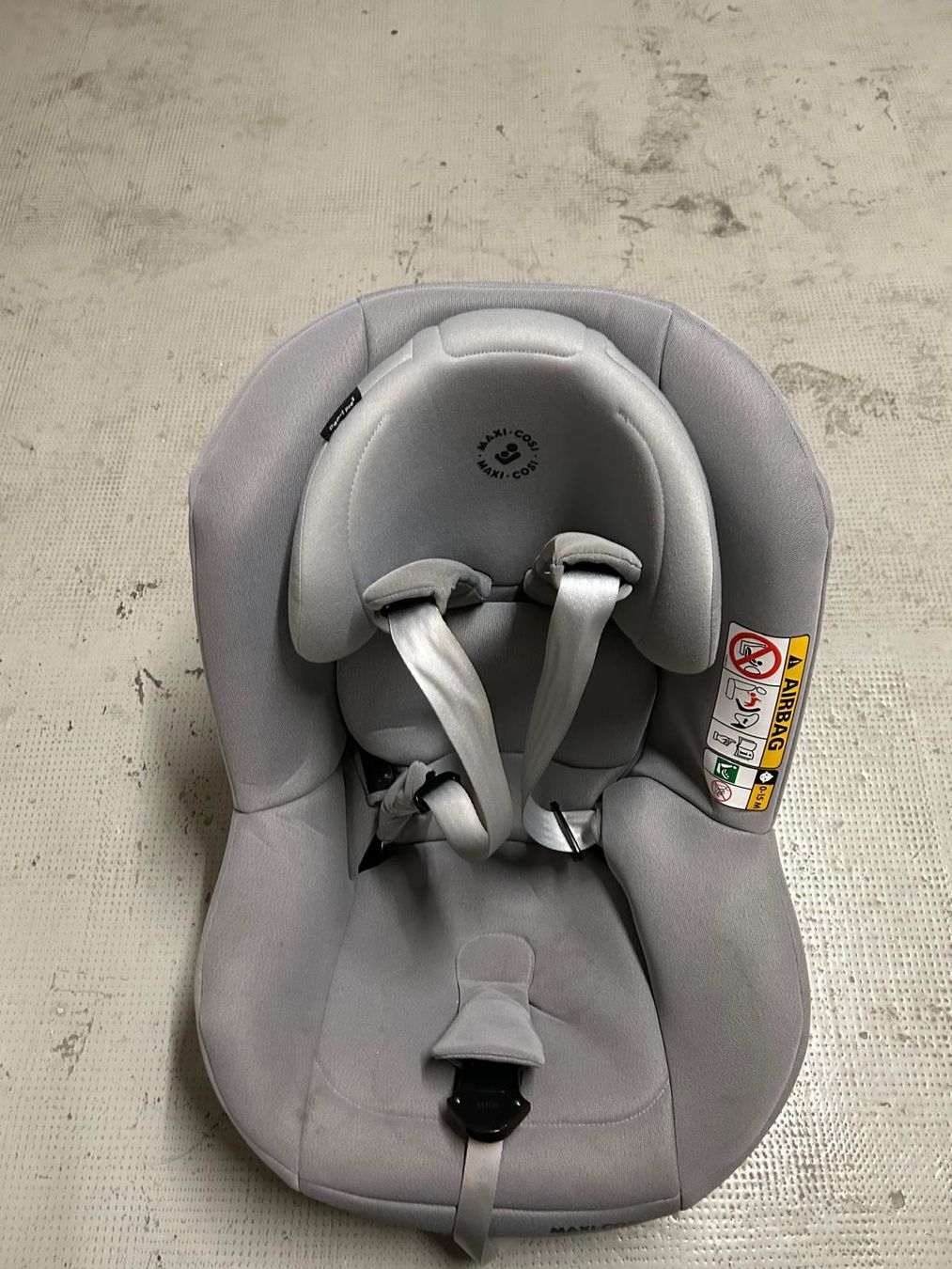 Maxi-Cosi Auto-Kindersitze: Maxi-Cosi Pearl Autositz und Isofix – Gebraucht aus Basel von Oasis111