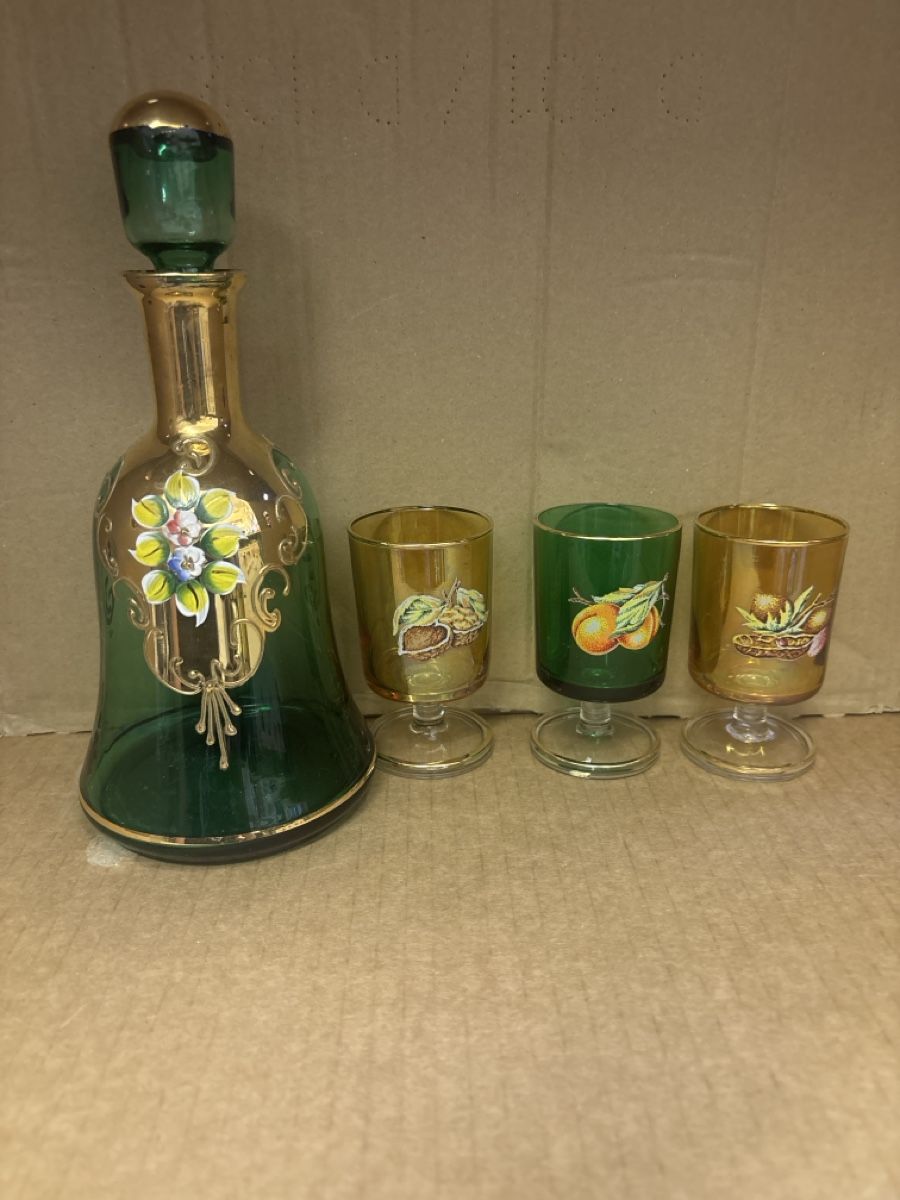 Karaffen: Caraffa e bicchieri decorati oro e verde set – Gebraucht aus Giubiasco von cri_mzc6