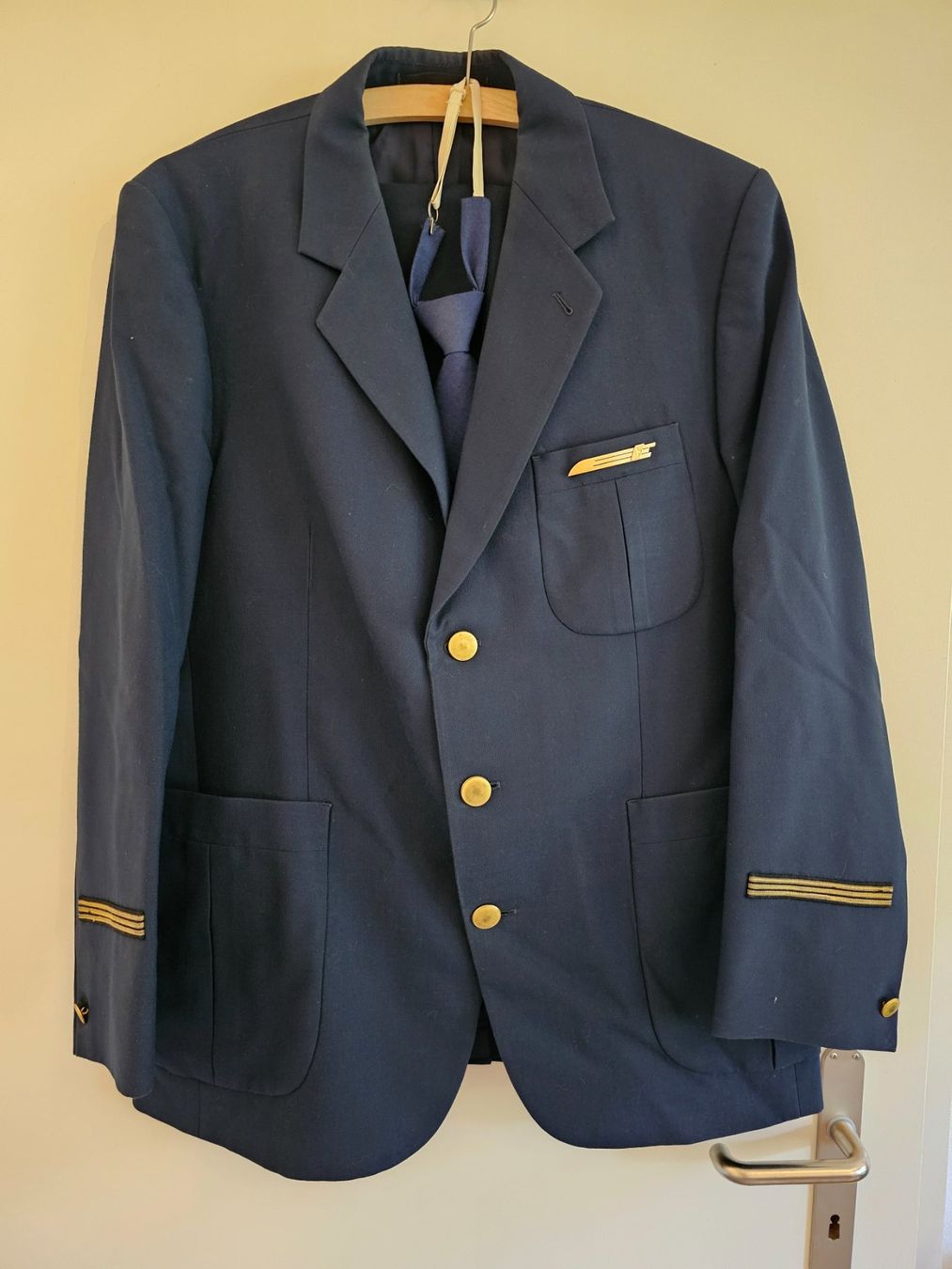 Swissair Uniformen: Swissair Uniform – Gebraucht aus Kaufdorf von Sj1