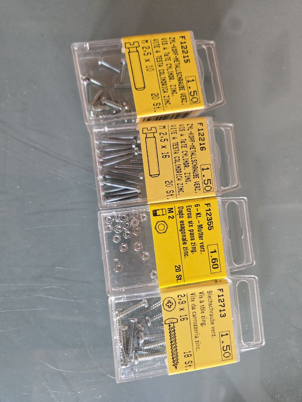Alle Werkzeuge: Schrauben Sortiment verzinkt 4 Packungen  – Gebraucht aus Grünenmatt von Brauni2