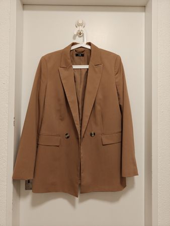 Nie getragene Blazer (C&A, Größe 38)