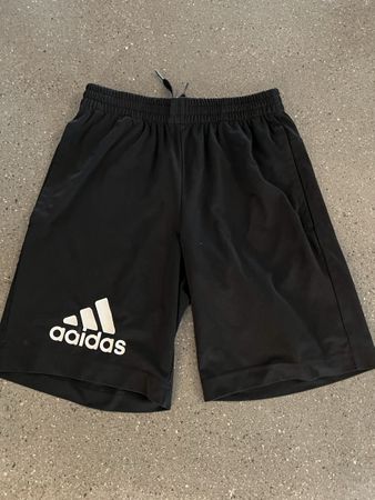 Sporthose Adidas Gr. 152