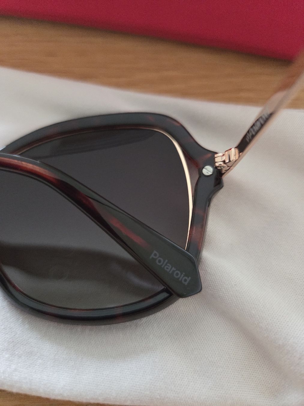 Polaroid Brillen & Gläser: Polaroid sunglasses women – Gebraucht aus Zug von Bibibo 5