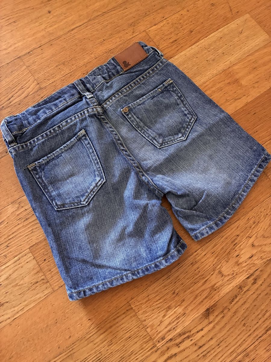H&M Hosen: Schöne Shorts Gr. 110, H&M – Gebraucht aus richterswil von lunamarie001 1