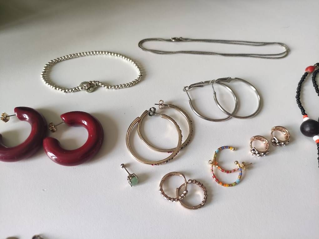 Autres bijoux: Modeschmuck gemischt – D'occasion à Zürich par Yevhenii. 1