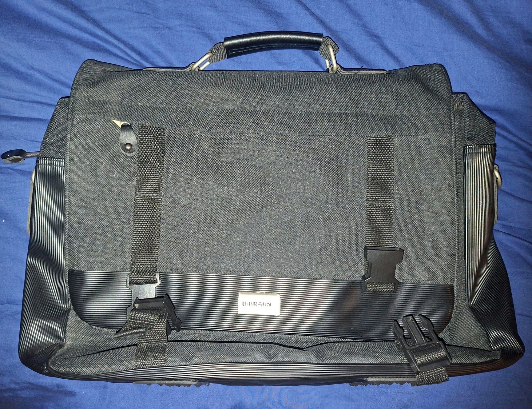 Borse: Laptoptasche Umhängetasche – Nuovo (secondo la descrizione) da Bern venduto da Griffs_jetzt_zue