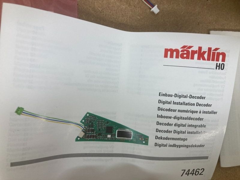 Märklin Modelleisenbahnen: 2 St. Märklin 74462 Einbau Digital Decoder f. C-Gleis Weiche – Gebraucht aus Büsserach von ModellbahnDepot 4