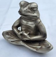 Deko Frosch meditierend silberfarben guter Zustand