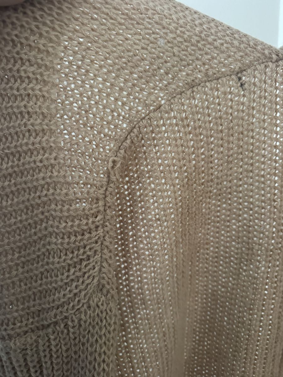 Giacche: Warme Strickjacke in Beige – Usato da Pfäffikon ZH venduto da Tetu.33 2