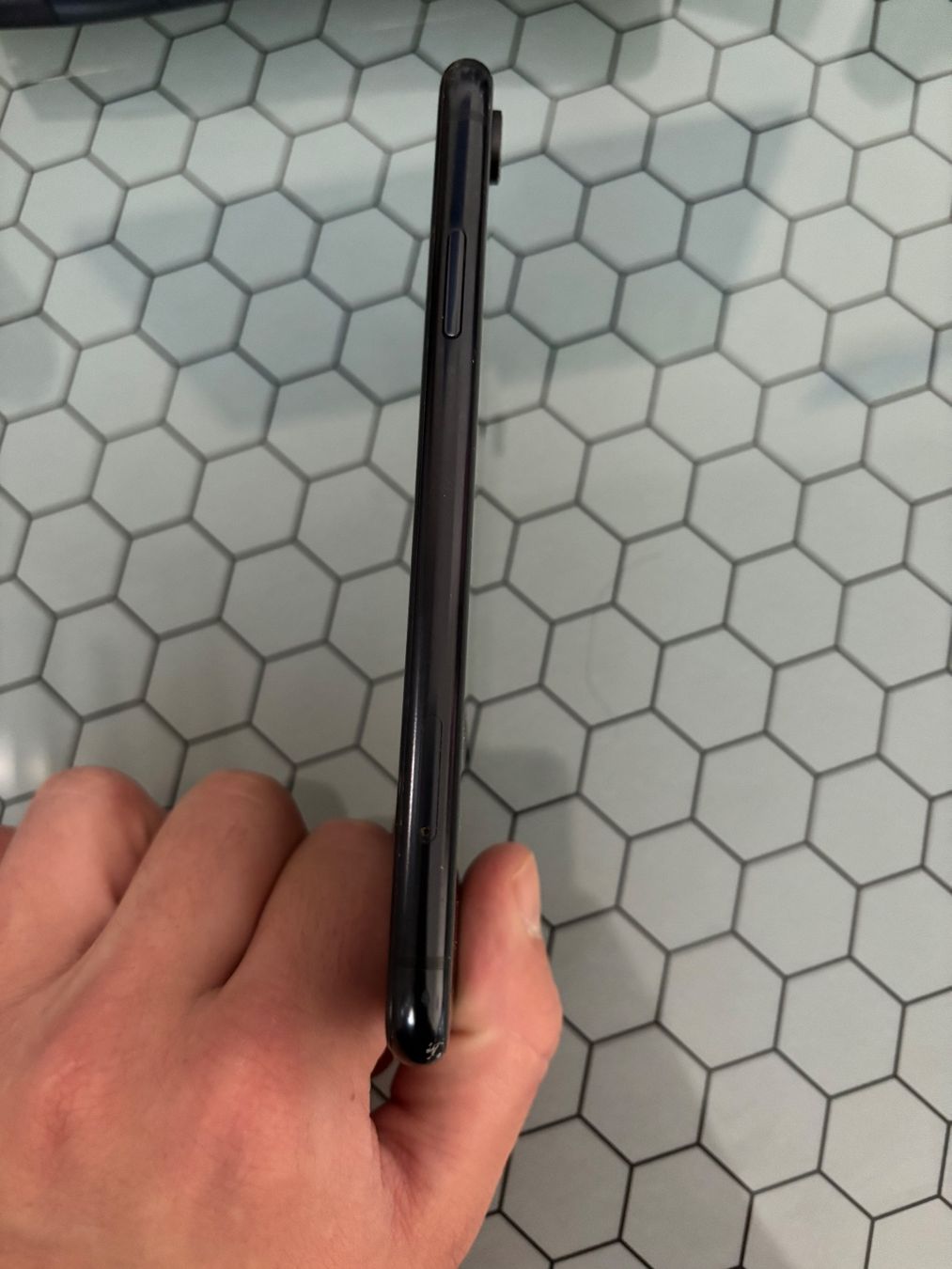 Apple Telefoni cellulari / Smartphones: iPhone XR Schwarz 64 GB – Usato da Basel venduto da LH_01 3