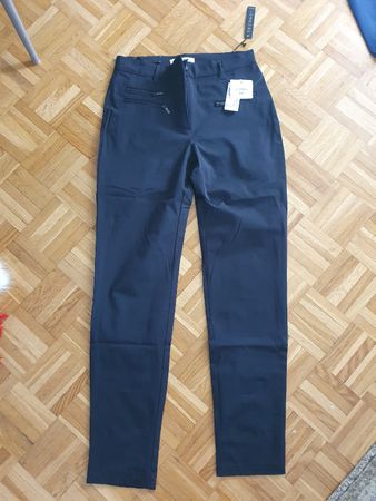 Neue schwarze Hose betty barclay
