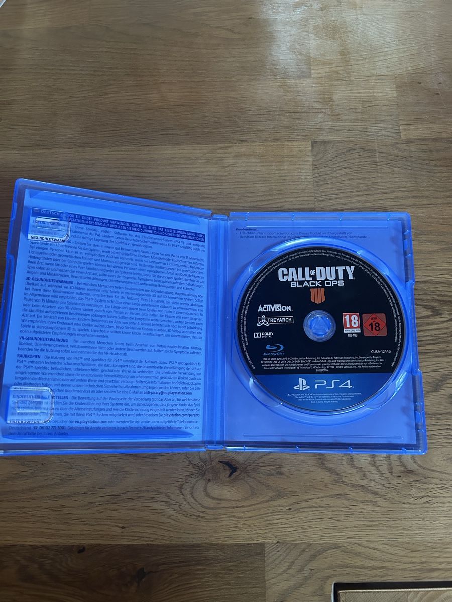 Spiele: Call of Duty Black ops 4 PS4 – Neu (gemäss Beschreibung) aus Pieterlen von Marco_Cunha 2