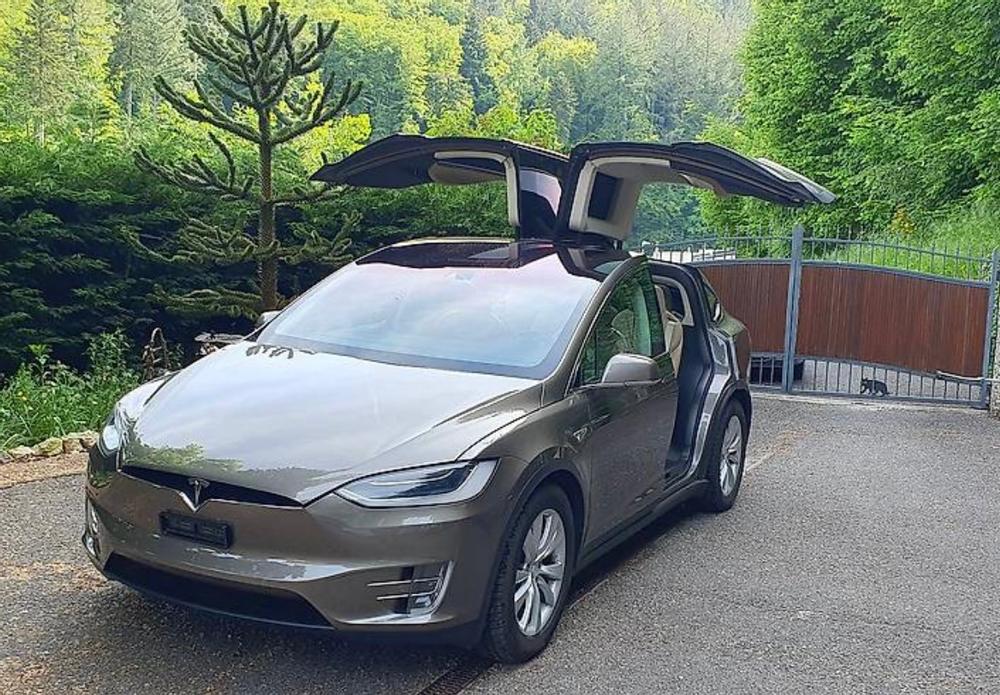 Tesla X 90D Lifetime Freecharge übertragbar