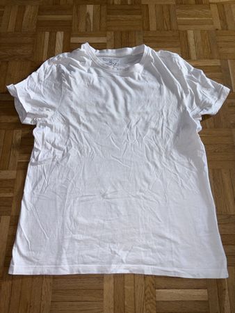 Weisses T-Shirt, Top Zustand, ideal für den Sommer!