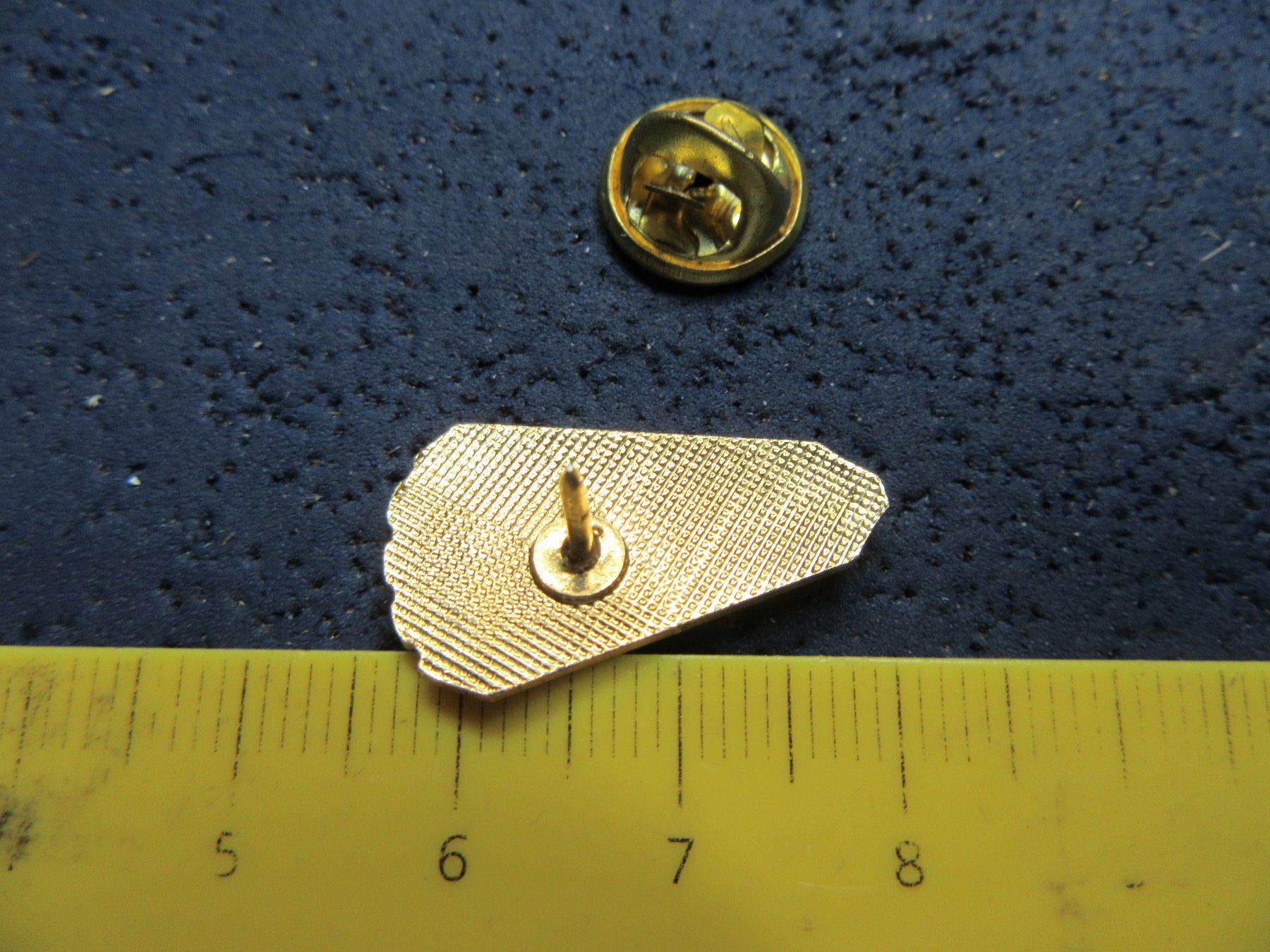 Mc Donald's Placchette & Badge: McDONALD'S HIGH TOWER PIN – Usato da Ettingen venduto da Hausi4711 1