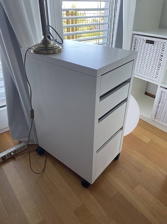 Comodini: Roller Box Büro oder Nachttisch  – Usato da Zug venduto da Rembrandt2