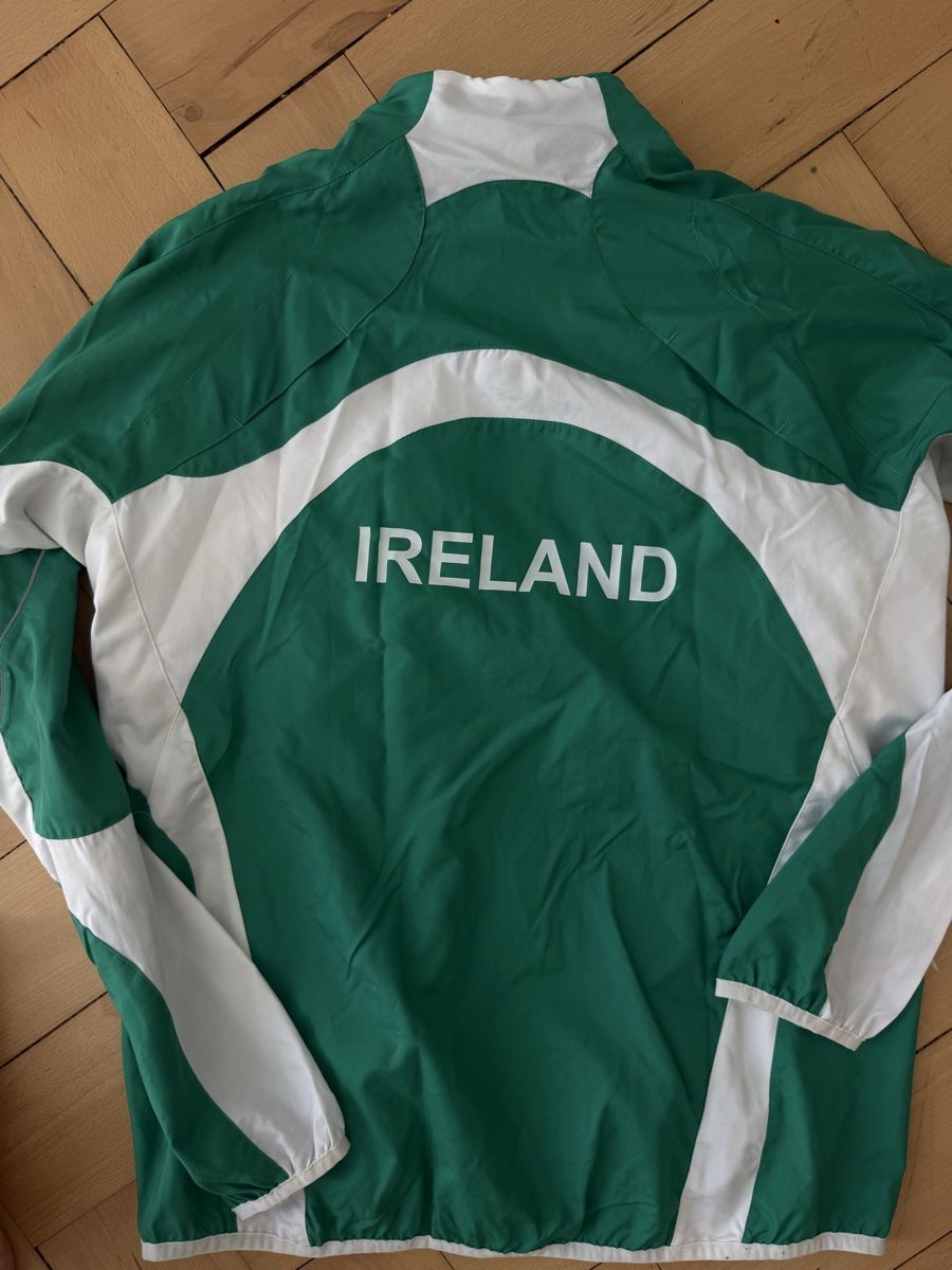 Giacche: Team Irland Jacket  – Usato da Bern venduto da Laufsport3000 3