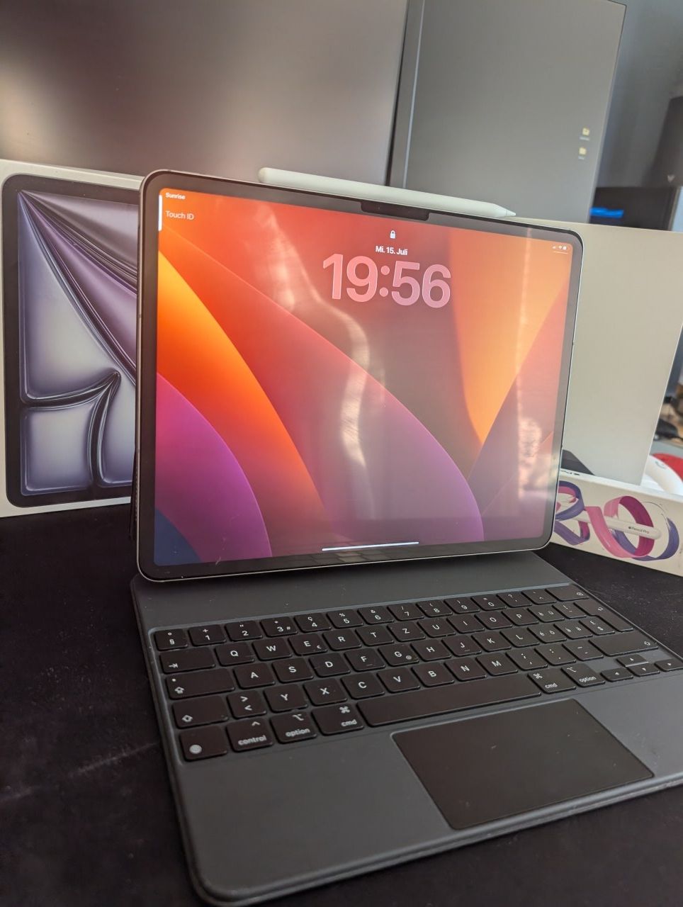Apple Tablet PC: Ipad Air 13" Cellular mit Tastatur und Stift – Neu (gemäss Beschreibung) aus Windisch von Kaii5210
