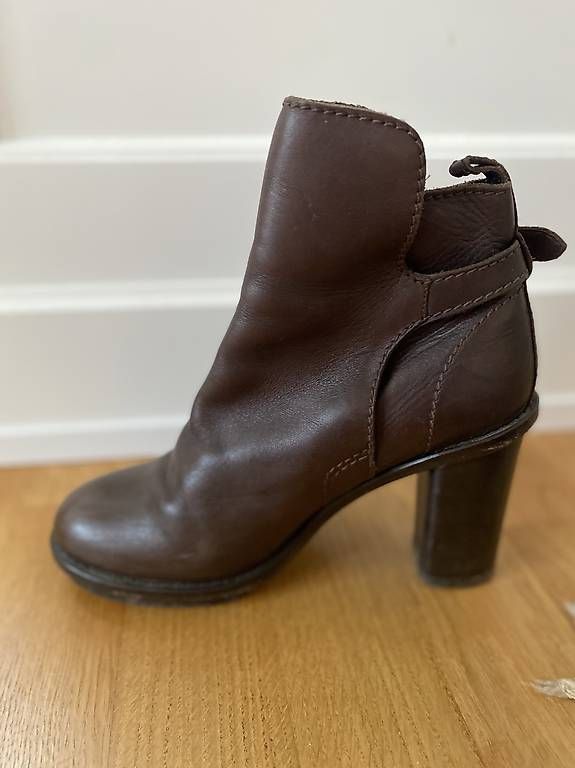 Acne Studios Scarpe da donna: Acne Boots Cypress 38 – Usato da Zürich venduto da Lauraflor 2