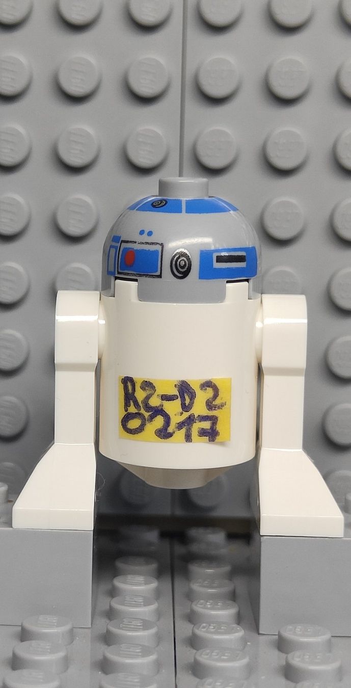 Lego Kit di costruzioni: Lego Star Wars -  Astromech Droid, R2-D2, Light Bluish Gray – Usato da Arconciel venduto da breakout103 1