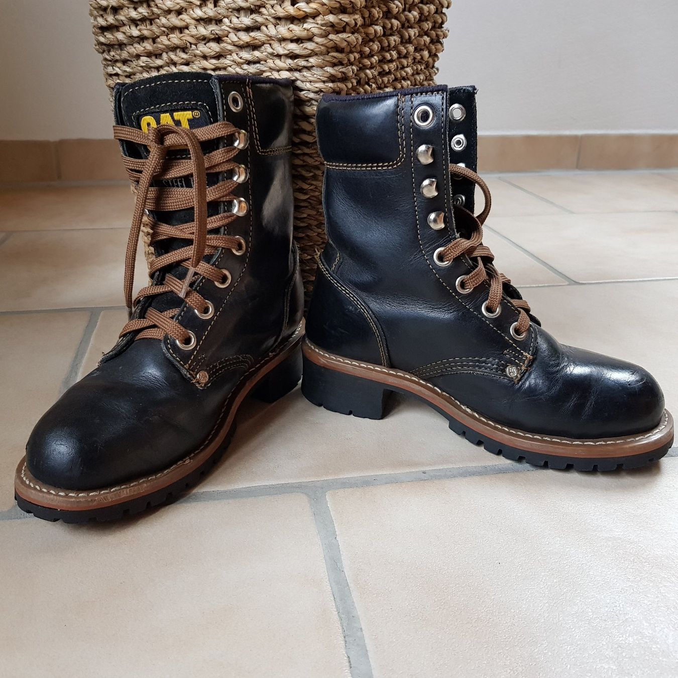 Caterpillar Scarpe da donna: Damenschuhe – Usato da Chur venduto da Turtlecrafts