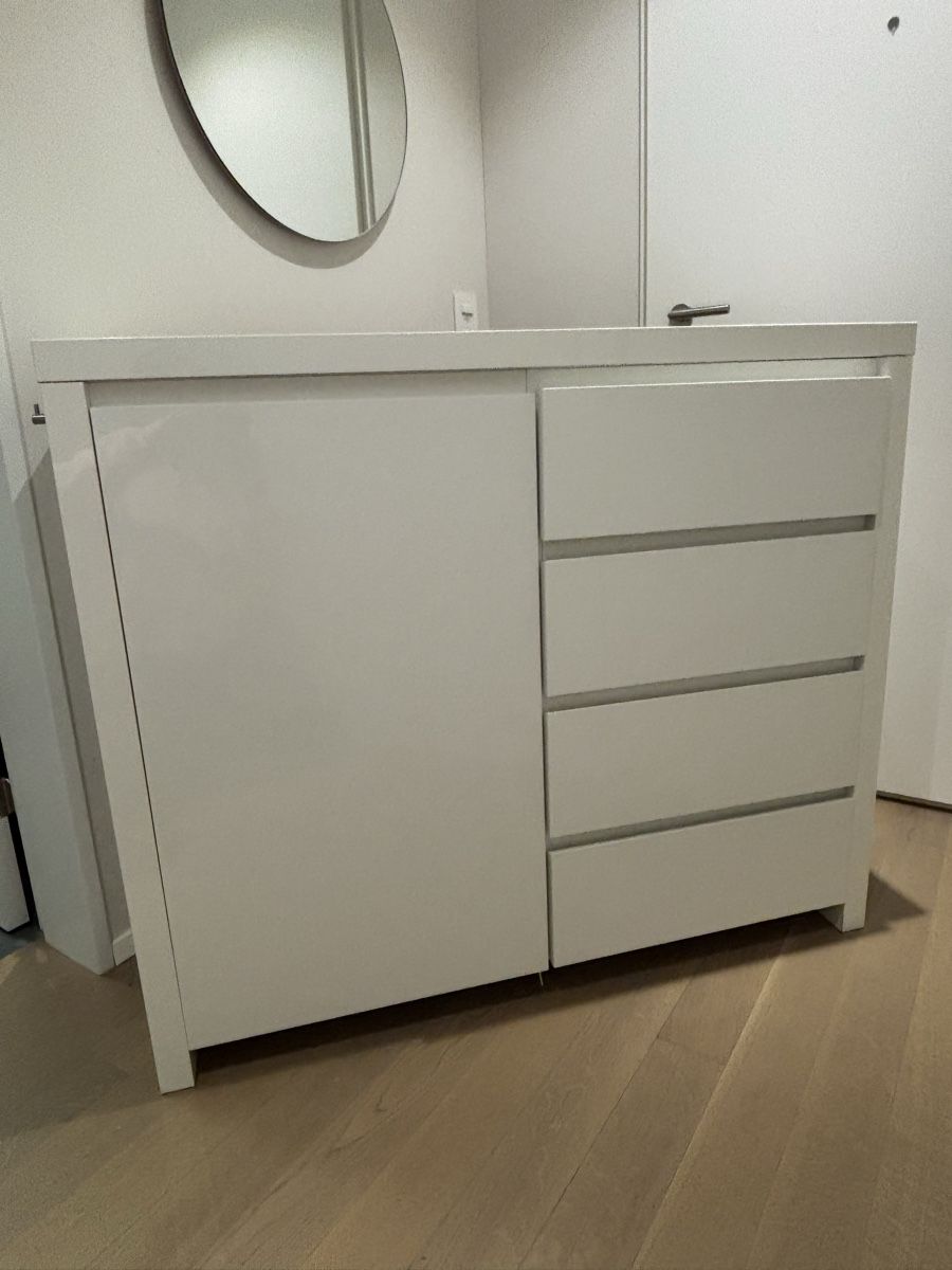 Buffets: Kommode/sideboard – D'occasion à Wettswil par eve_d6tm