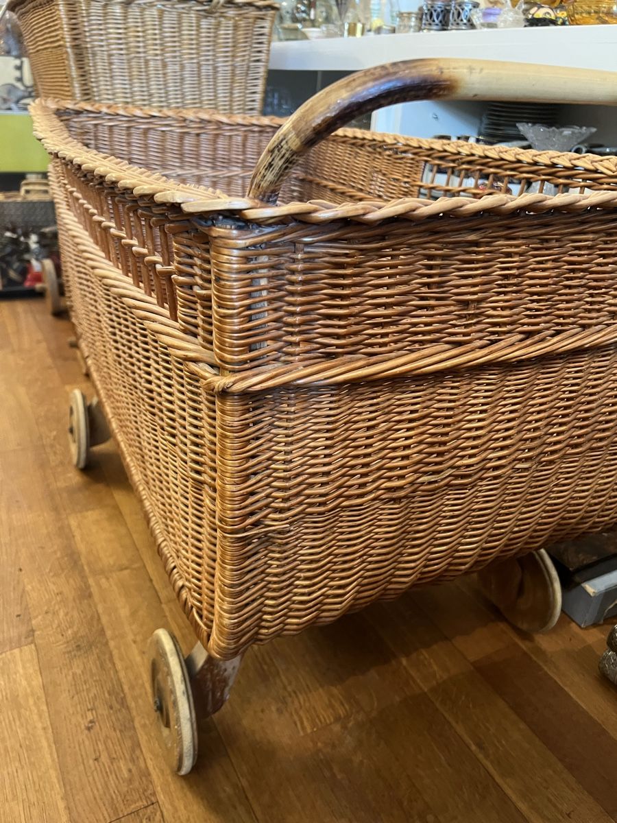 Culle: Kinderbett auf Rädern, Shabby Chic – Usato da Wangen an der Aare venduto da jonas6710