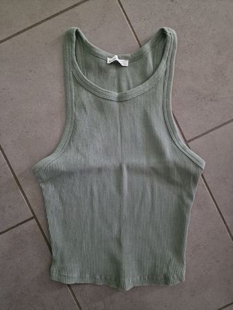 Ripp-Top Khaki Gr. S Bershka –☀️ Neu Zalando