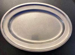Ovale Servierplatte, Metall, zeitlos schönes Design