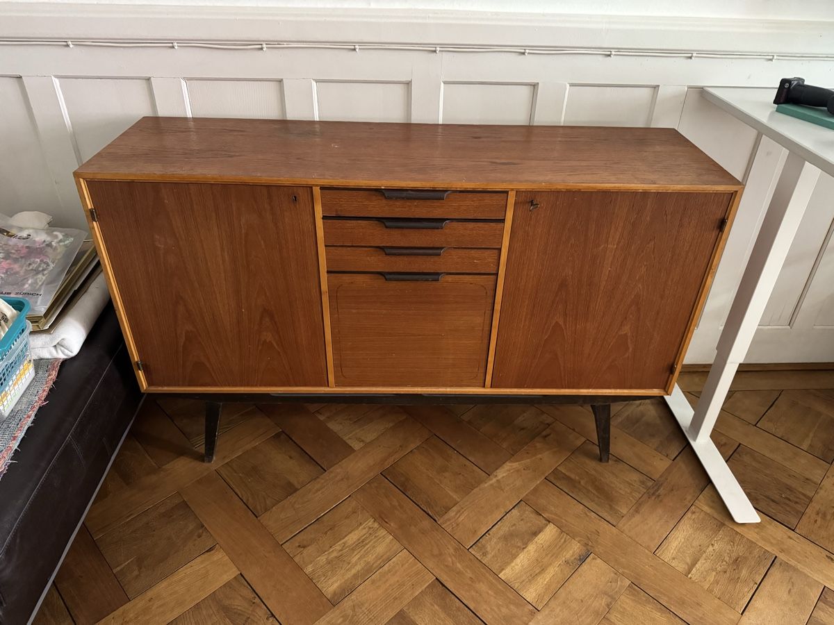 Commodes: Holzkommode – D'occasion à Zürich par bananadoll 1
